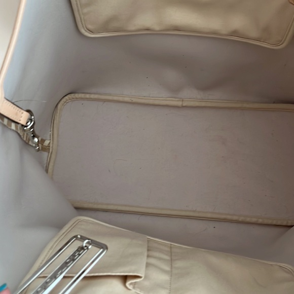 Coach Tote Bag - Picture 4 of 9